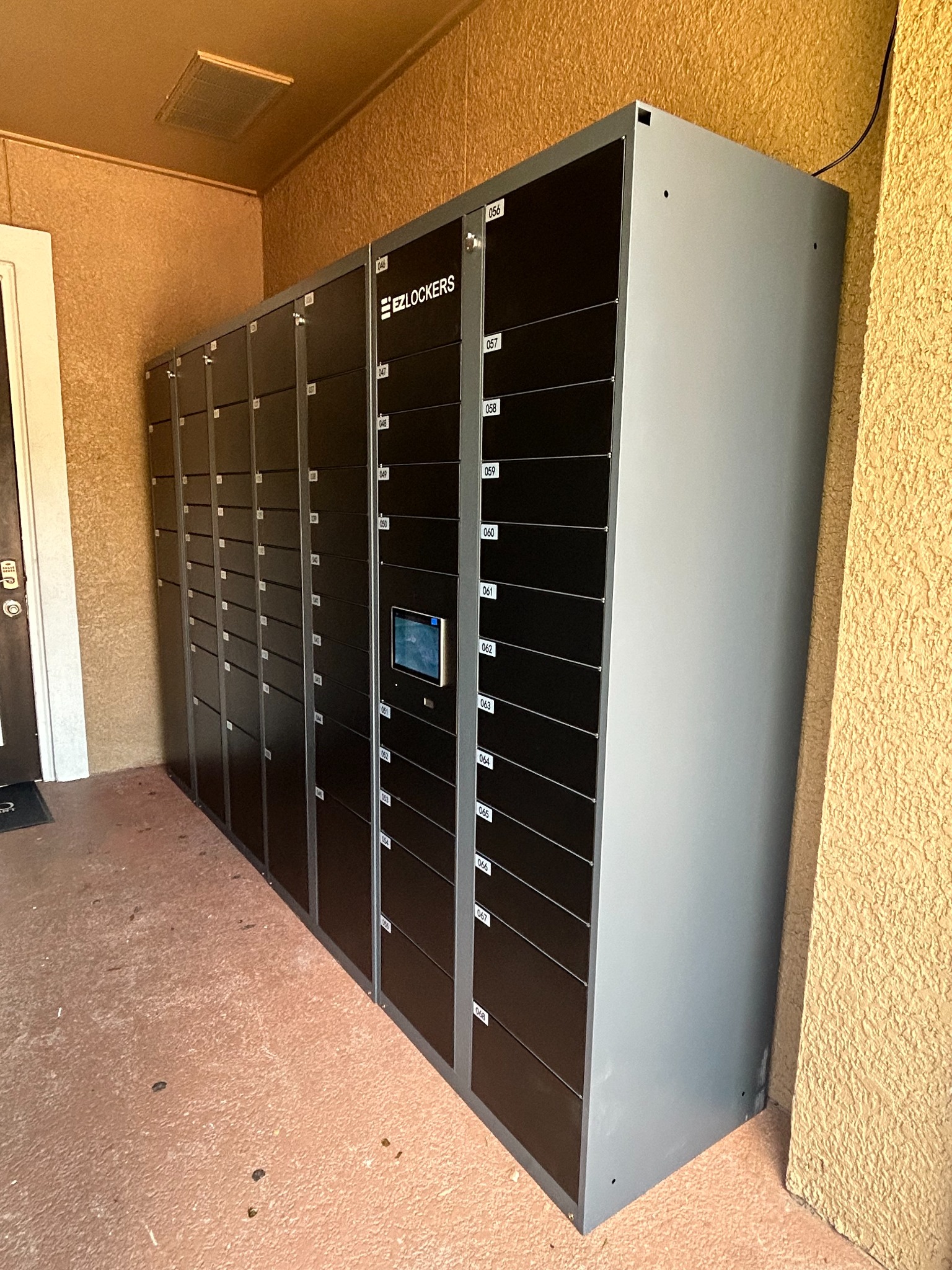 EZ Lockers kiosk and package lockers